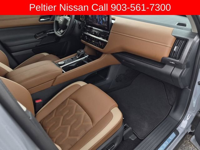 Used 2026 Nissan Pathfinder Platinum w/ Cargo Package AWD/4WD image 12