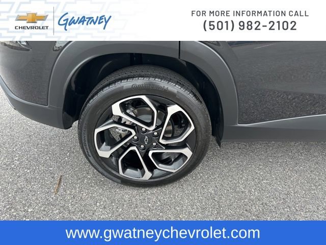 Used 2025 Chevrolet Trax RS w/ Driver Confidence Package image 11