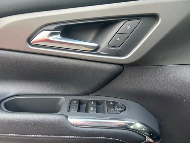 New 2026 Chevrolet Traverse LT w/ Driver Confidence Package image 32