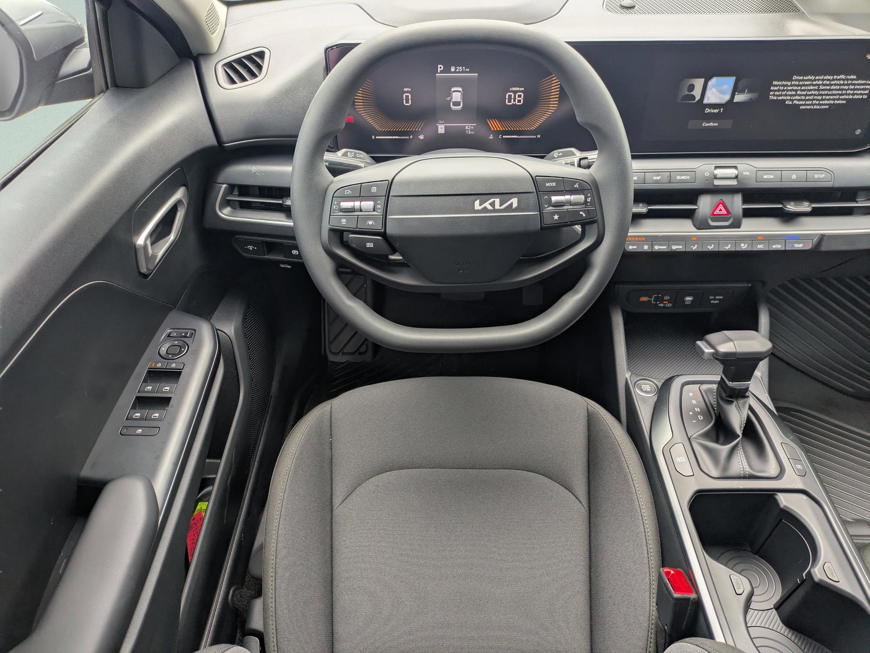 New 2026 Kia K4 LXS image 16