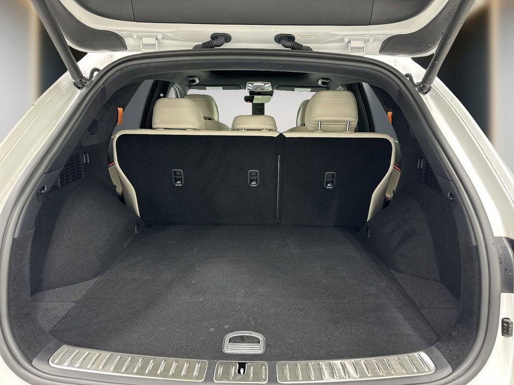 Certified 2026 Genesis GV70 3.5T Sport Prestige AWD/4WD image 13