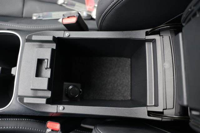 Certified 2025 Subaru Outback Limited image 50