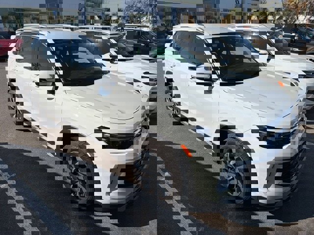 Used 2025 Volkswagen Tiguan S image 1