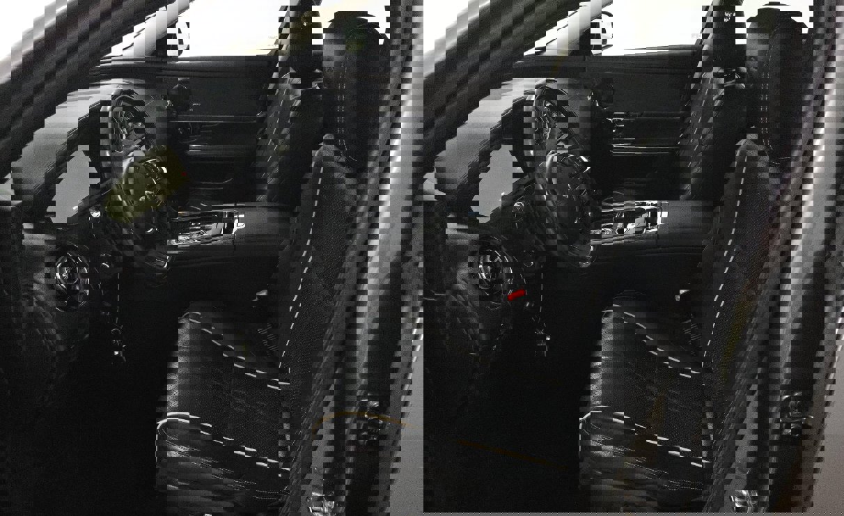 Used 2019 Jaguar XJ Supercharged image 15