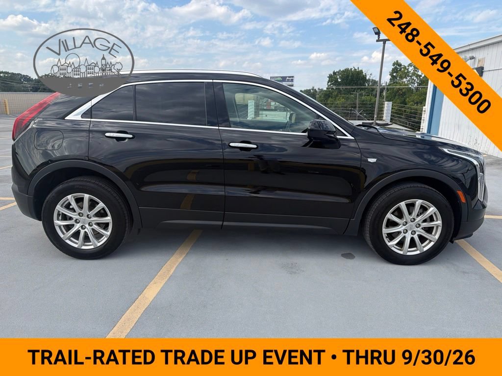 Used 2019 Cadillac XT4 Luxury w/ Cold Weather Package AWD/4WD image 2