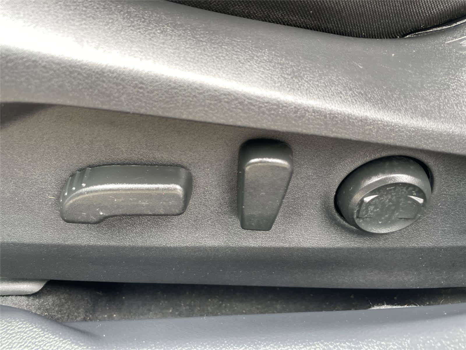 Certified 2023 Subaru Outback Premium AWD/4WD image 13