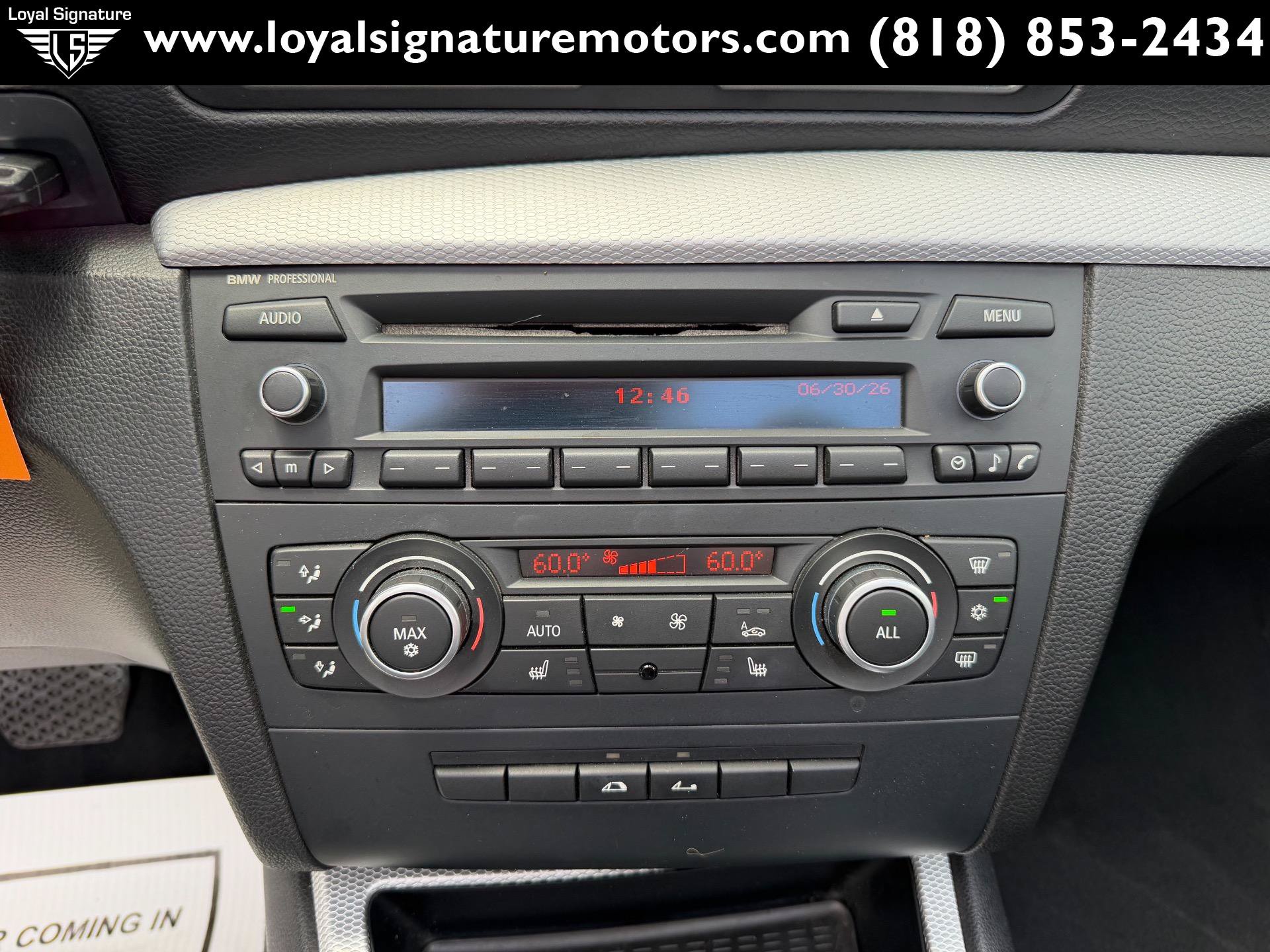 Used 2012 BMW 135i Convertible RWD image 19