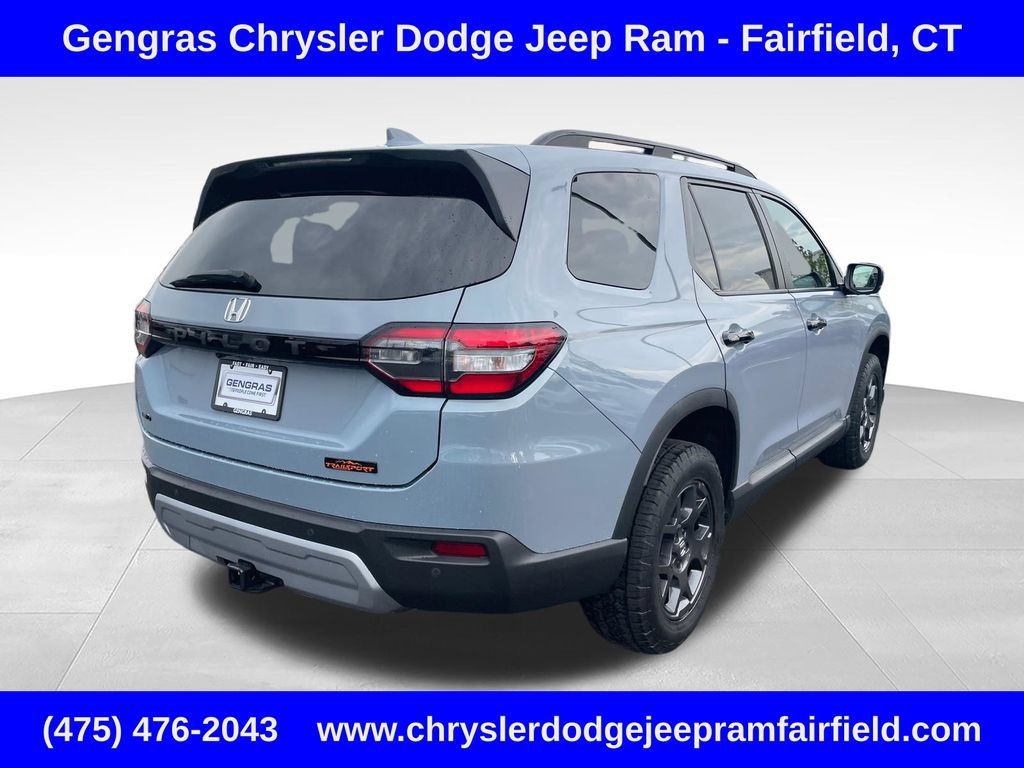Used 2023 Honda Pilot TrailSport image 7