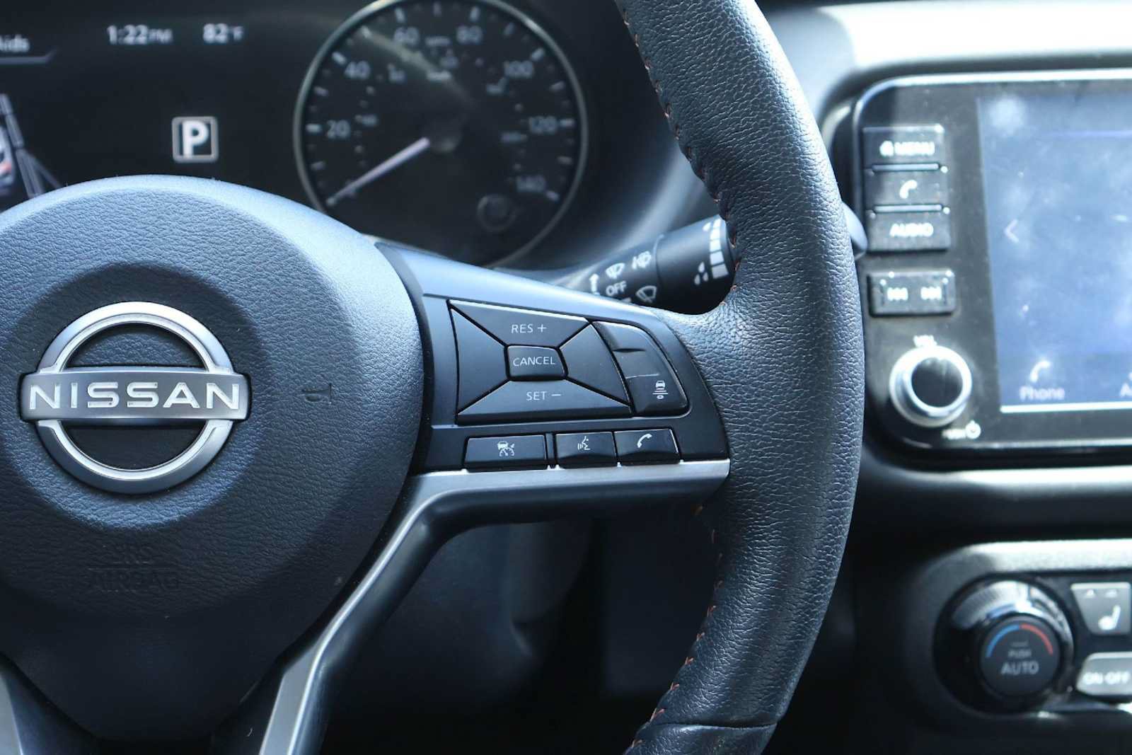 Used 2023 Nissan Kicks SR w/ SR Premium Package FWD image 23
