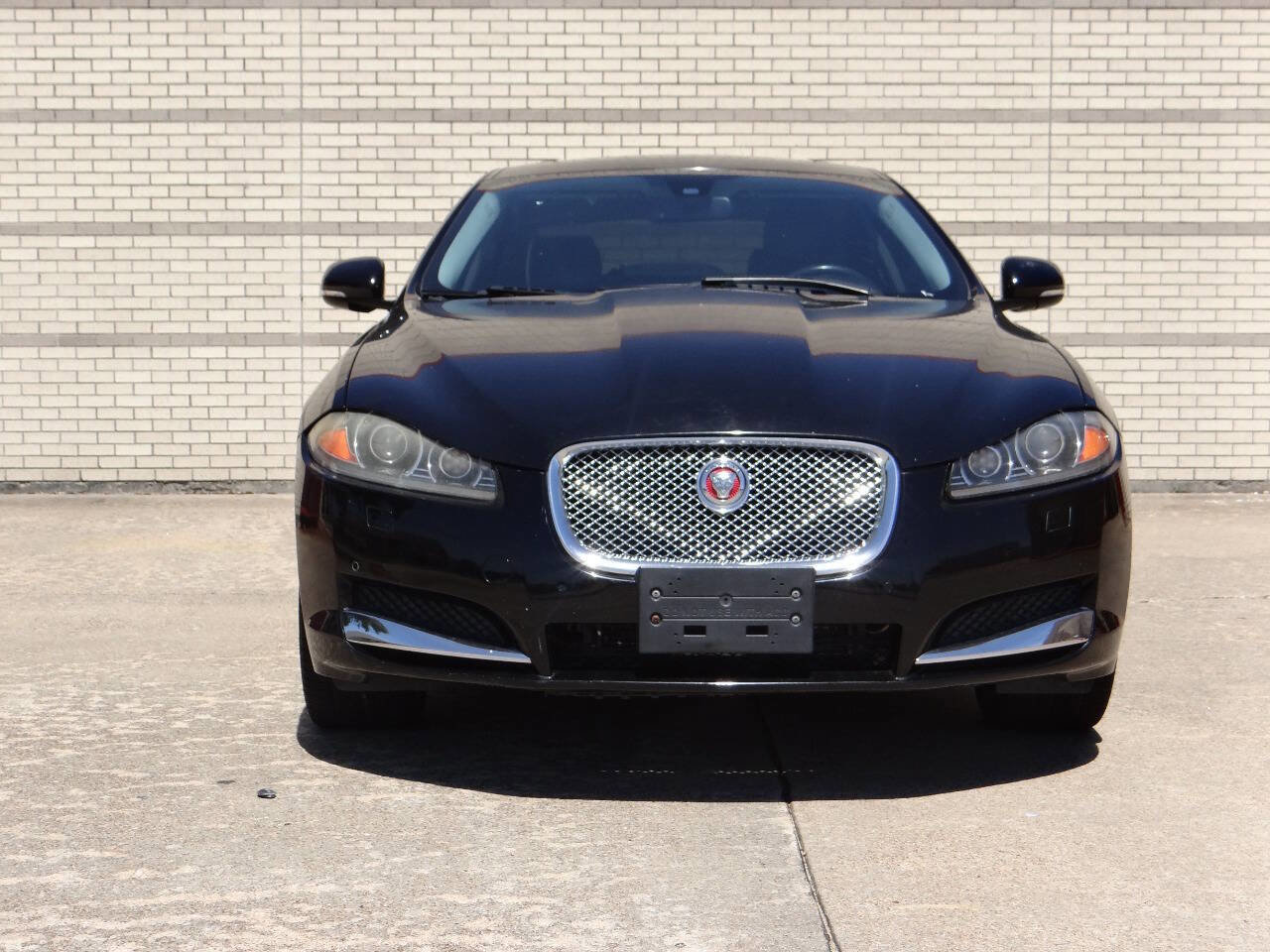 Used 2015 Jaguar XF Portfolio AWD/4WD image 2
