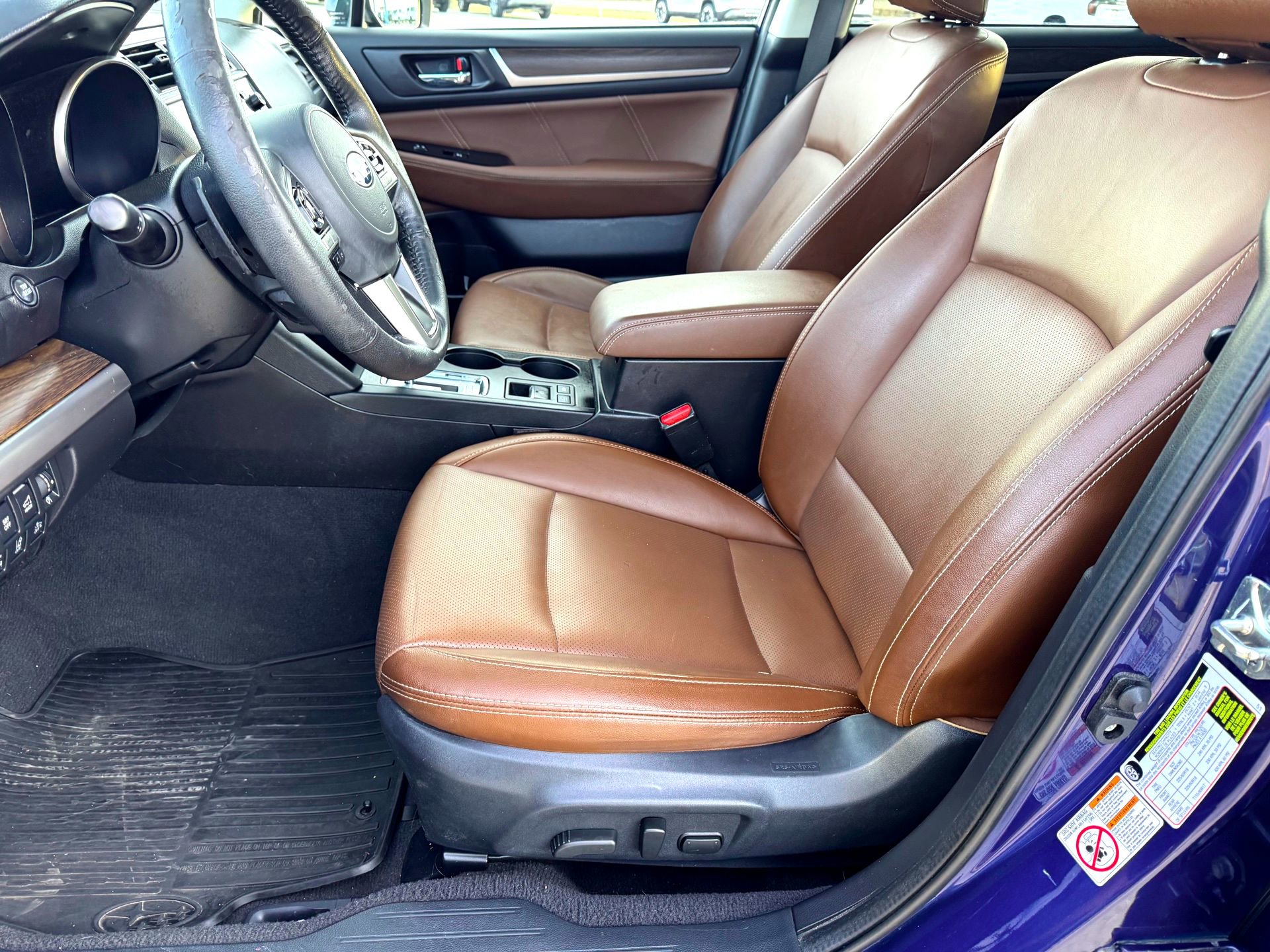 Used 2017 Subaru Outback 3.6R Touring image 12