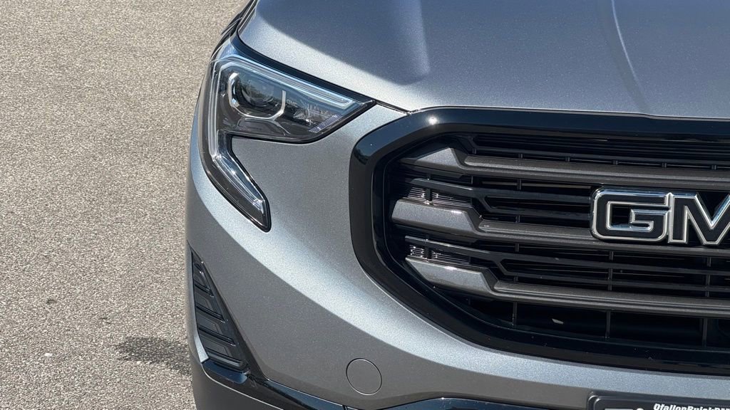 Used 2021 GMC Terrain SLE w/ Driver Convenience Package image 6