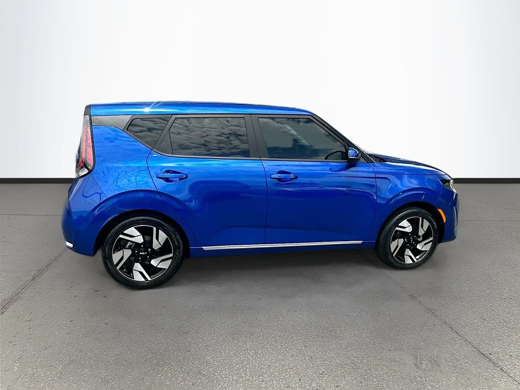 Used 2024 Kia Soul GT-Line FWD image 8