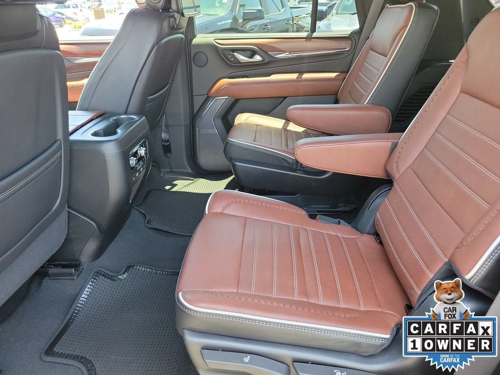 Used 2023 GMC Yukon Denali Ultimate AWD/4WD image 14