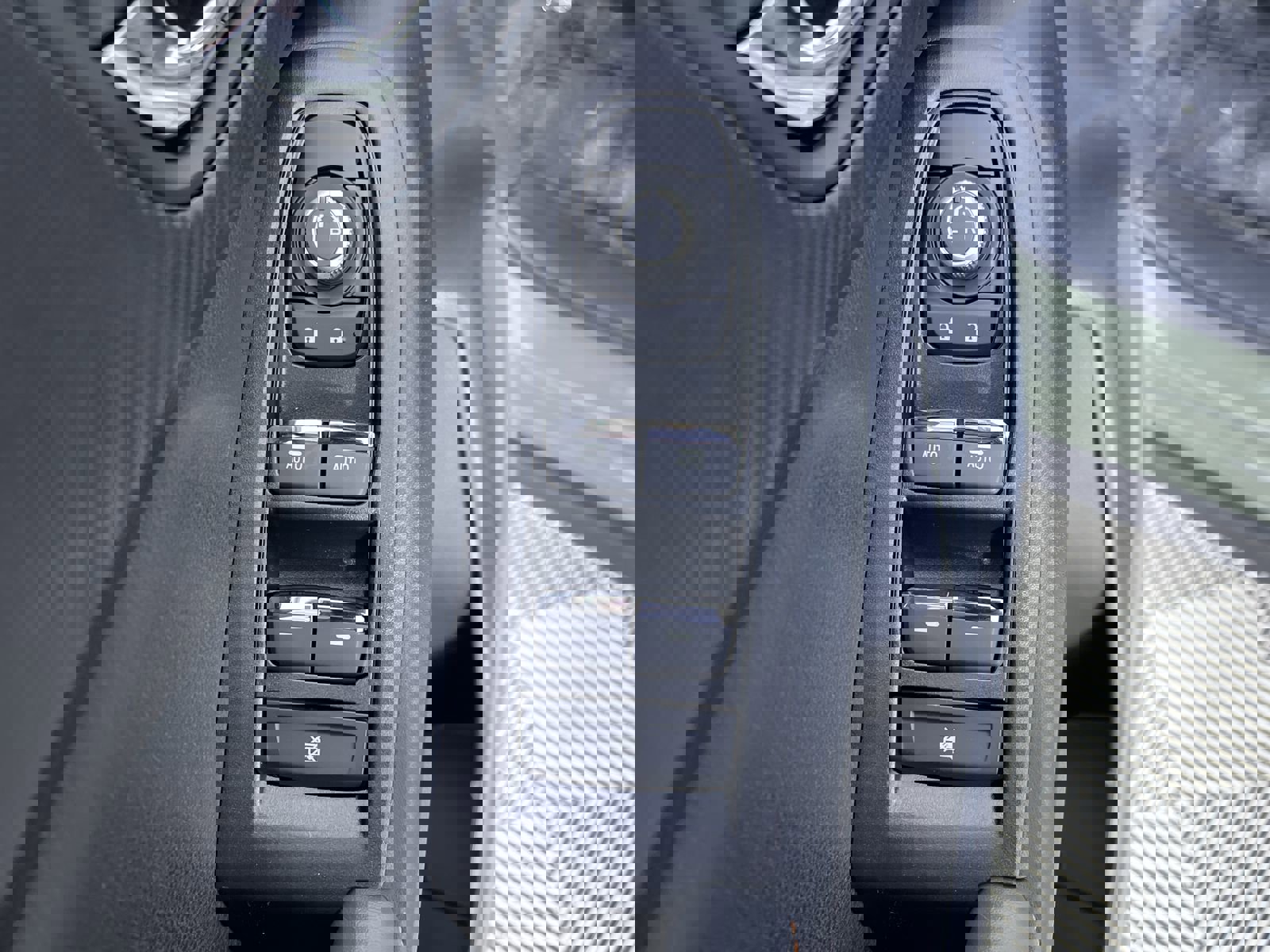 Certified 2025 Subaru Crosstrek 2.5i Limited image 13