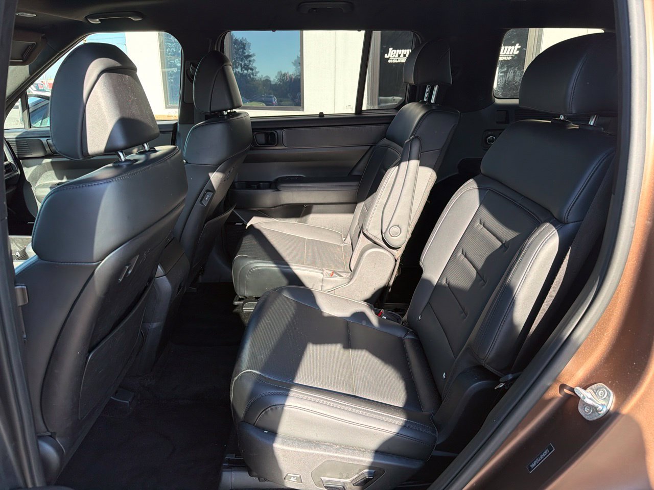 Used 2024 Hyundai Santa Fe Calligraphy AWD/4WD image 6