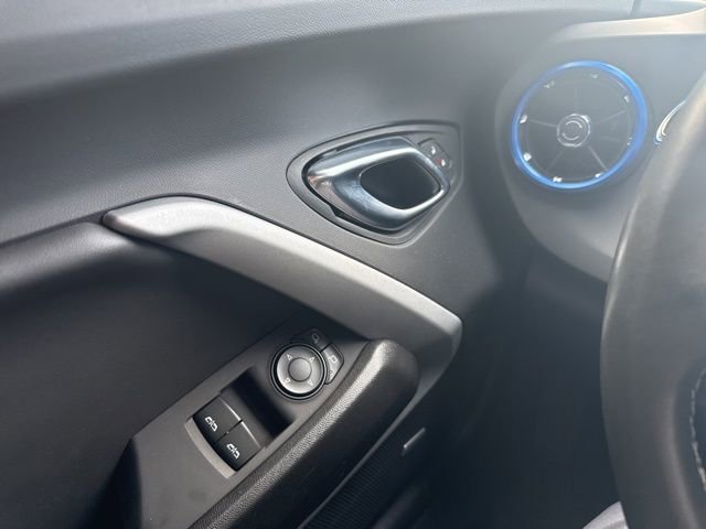 Used 2021 Chevrolet Camaro LT w/ RS Package image 21