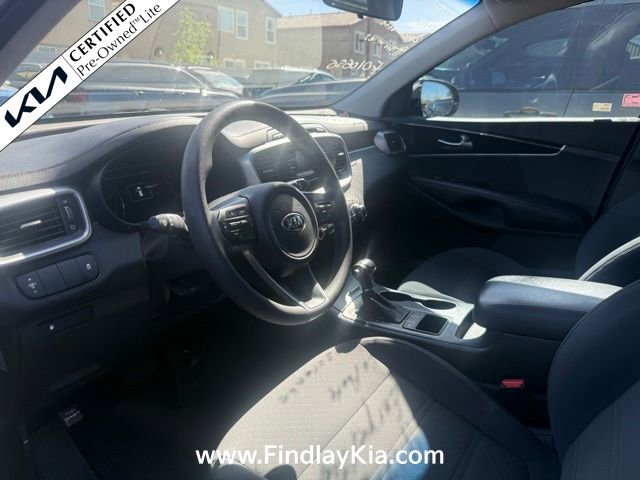Certified 2017 Kia Sorento LX image 6
