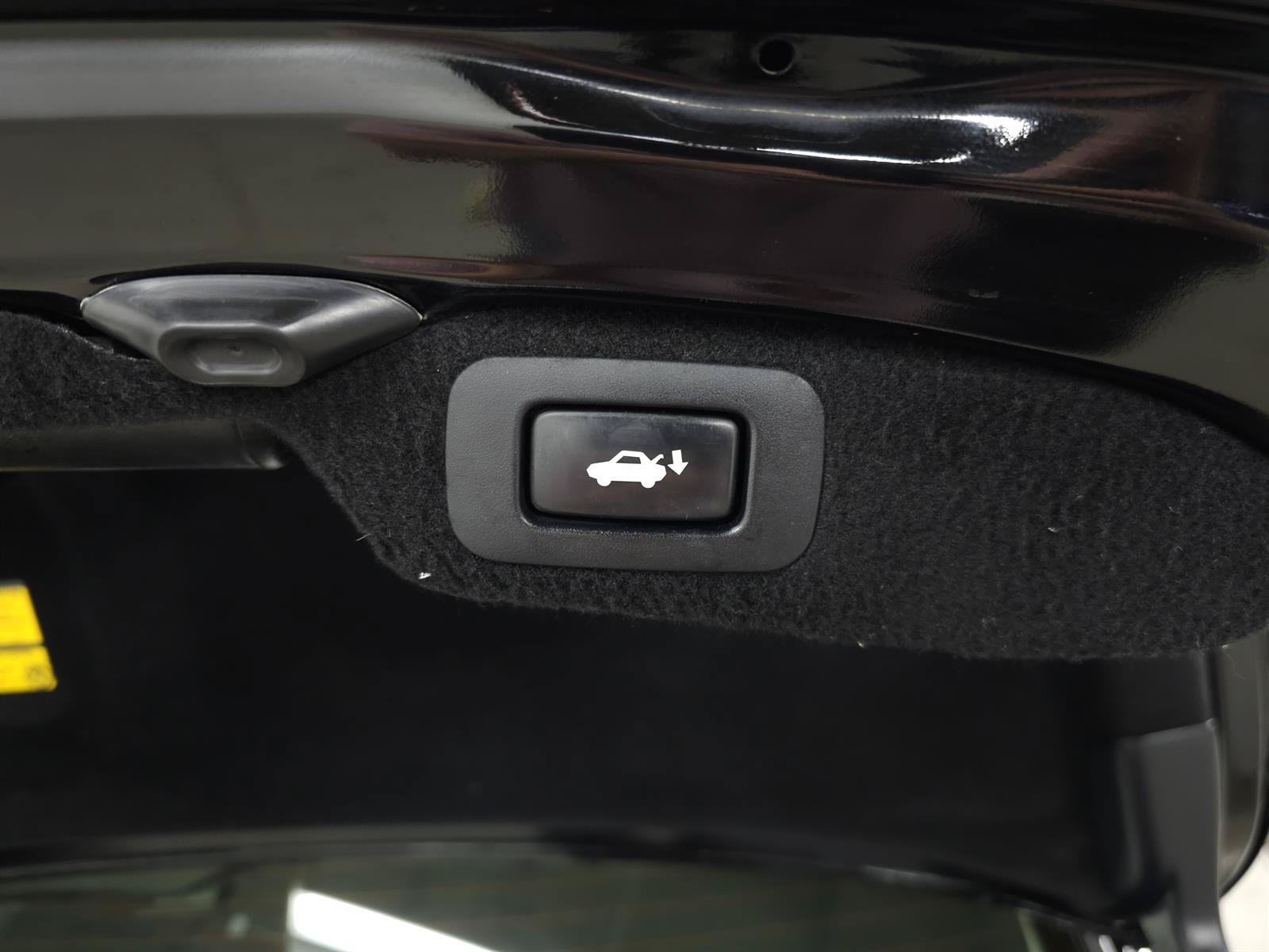 Used 2014 Lexus LS 460 AWD w/ Comfort Package image 8