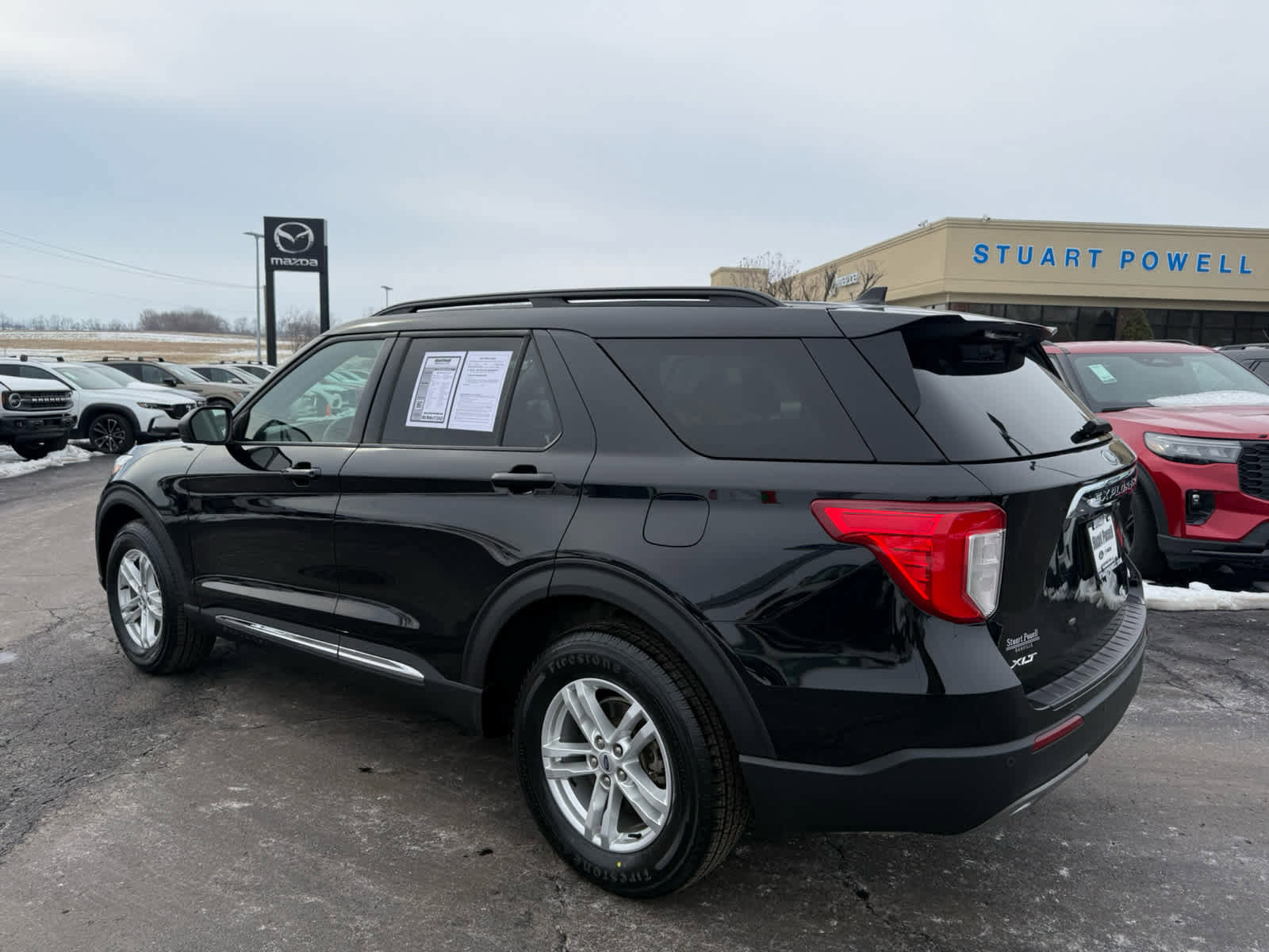 Certified 2023 Ford Explorer XLT w/ Equipment Group 202A image 27