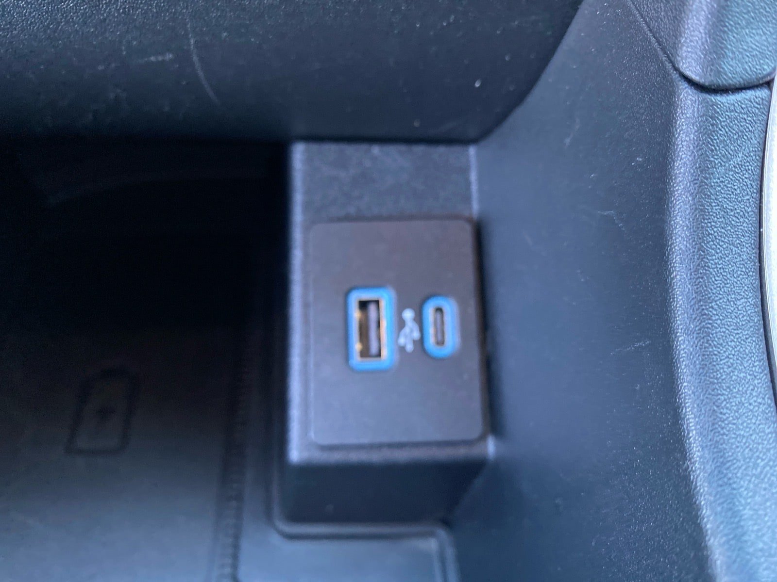 Used 2024 Ford Edge SEL w/ Convenience Package AWD/4WD image 16