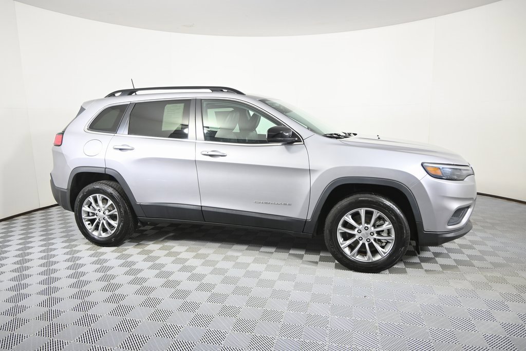 Used 2022 Jeep Cherokee Latitude Lux image 8