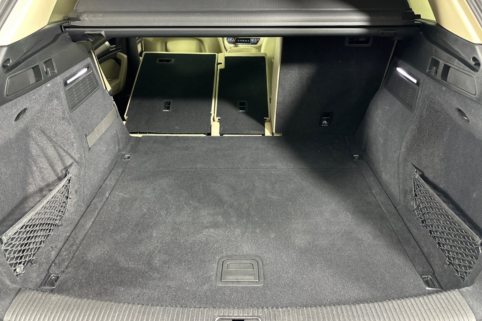 Used 2023 Audi Q5 2.0T Premium w/ Convenience Package image 14