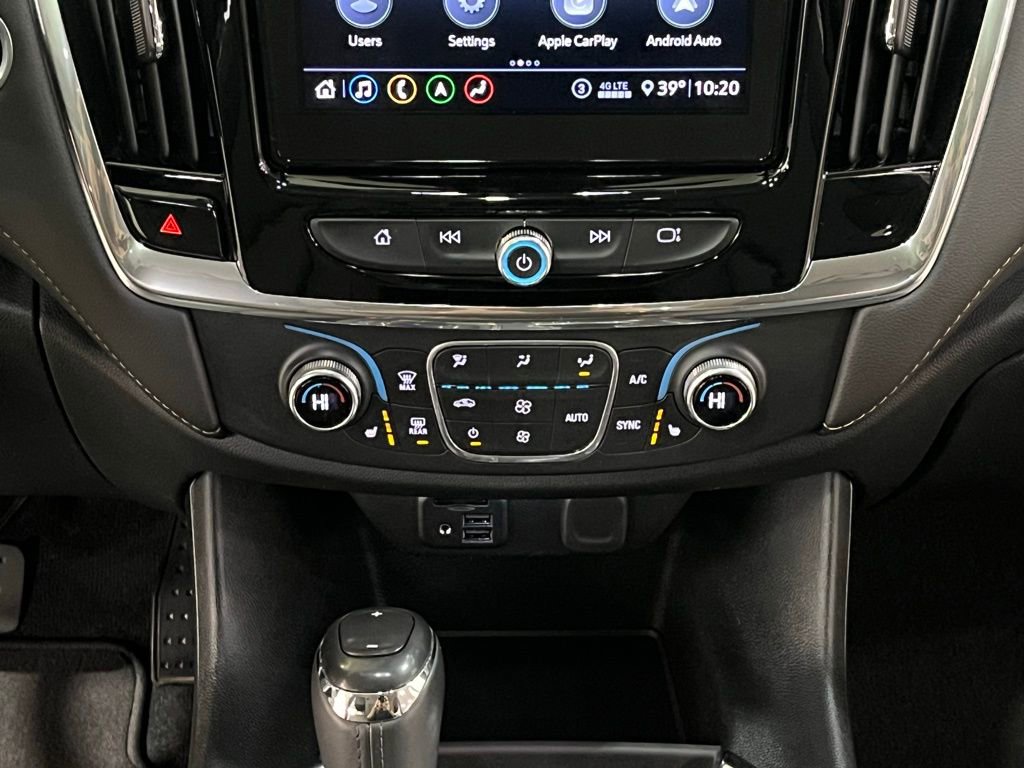 Used 2020 Chevrolet Traverse RS image 24