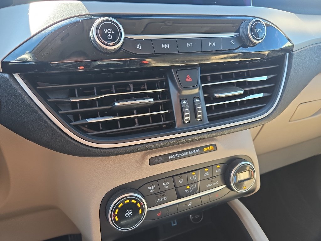 Used 2020 Ford Escape SEL AWD/4WD image 22