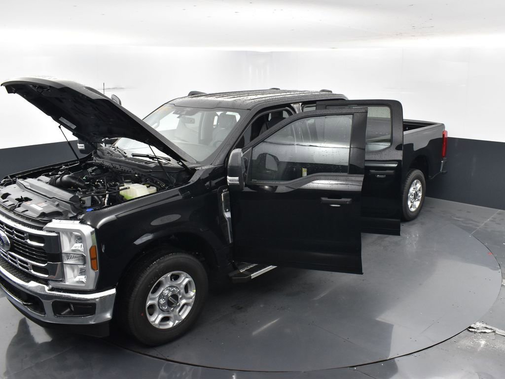 New 2026 Ford F250 XLT image 39