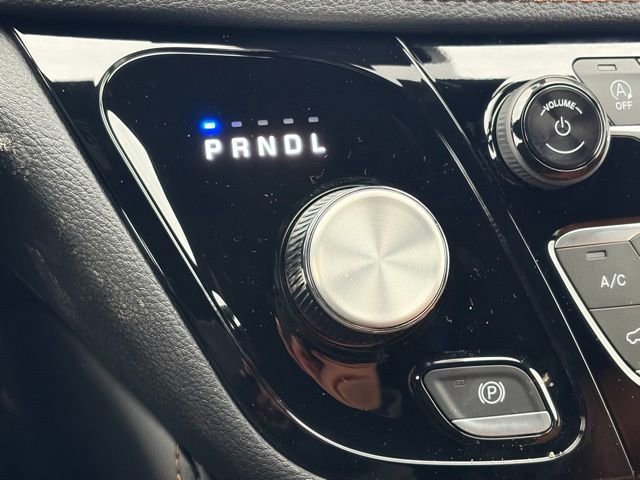 New 2026 Chrysler Pacifica Pinnacle AWD/4WD image 25