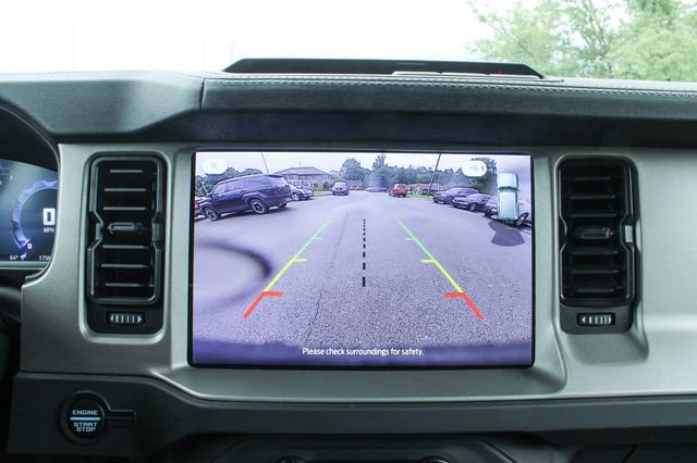 Used 2025 Ford Bronco Outer Banks AWD/4WD image 21