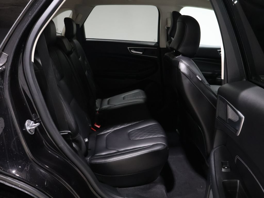 Used 2024 Ford Edge Titanium AWD/4WD image 21