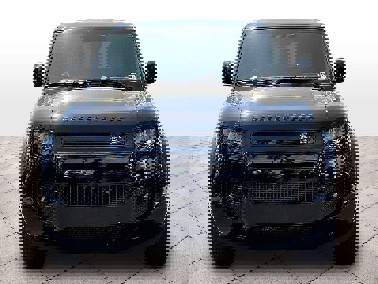 New 2025 Land Rover Defender 90 V8 image 5