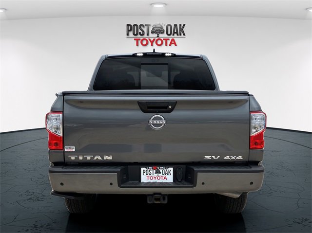 Used 2023 Nissan Titan SV w/ Accessory Utility Package image 6