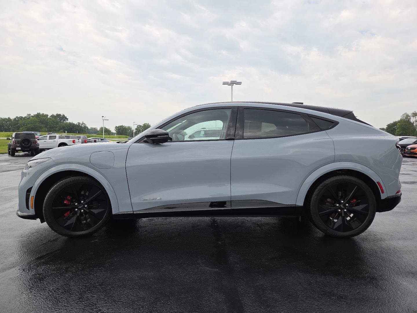 Used 2025 Ford Mustang Mach-E GT AWD/4WD image 17