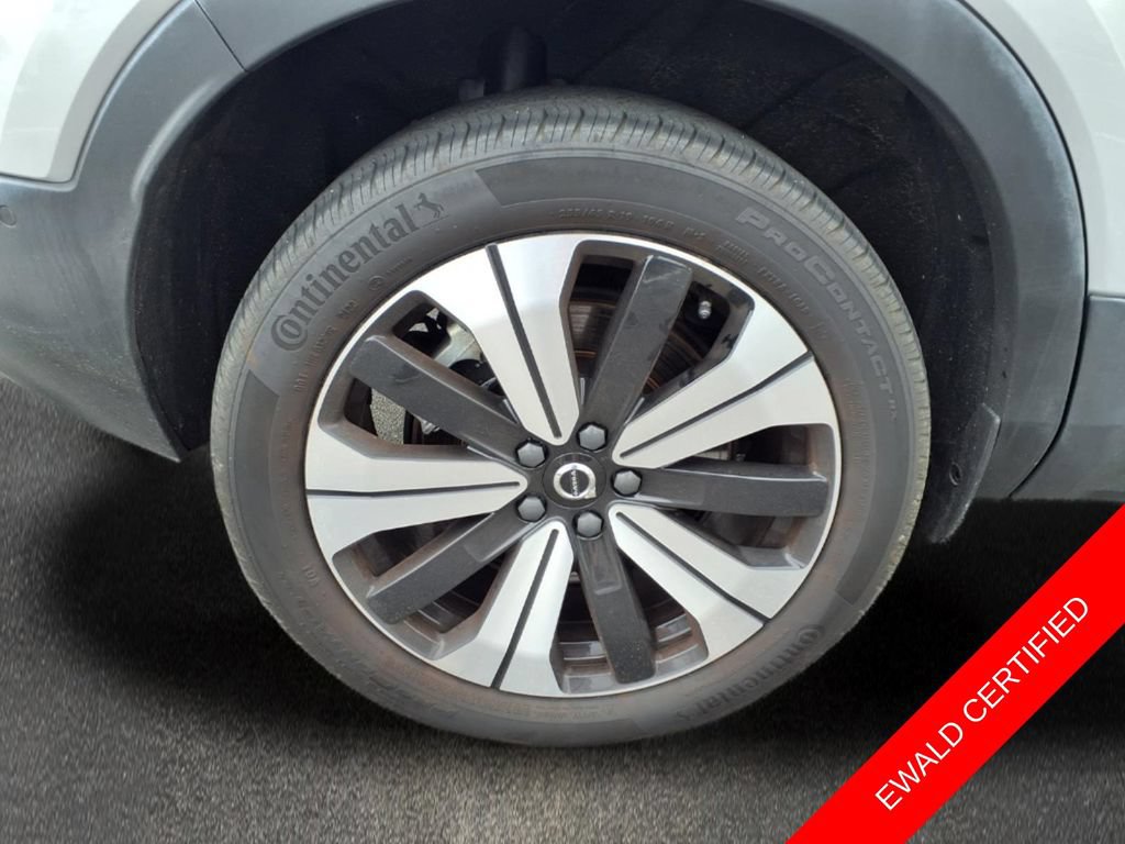 Used 2023 Volvo XC40 Recharge Plus AWD/4WD image 26