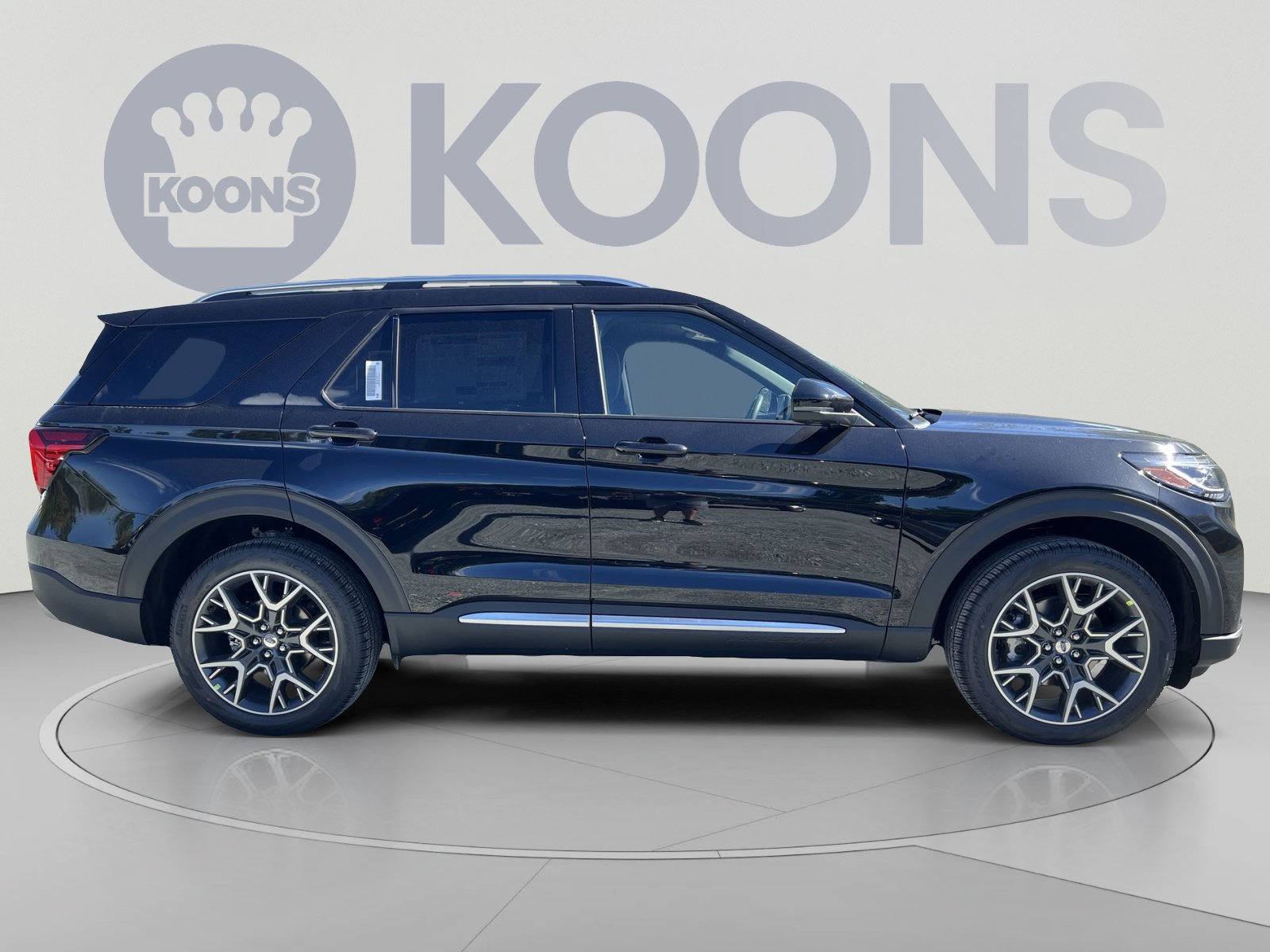 New 2027 Ford Explorer Platinum w/ 3.0L Ultimate Package AWD/4WD image 8