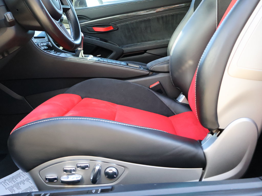 Used 2020 Porsche 718 Cayman GT4 RWD image 26