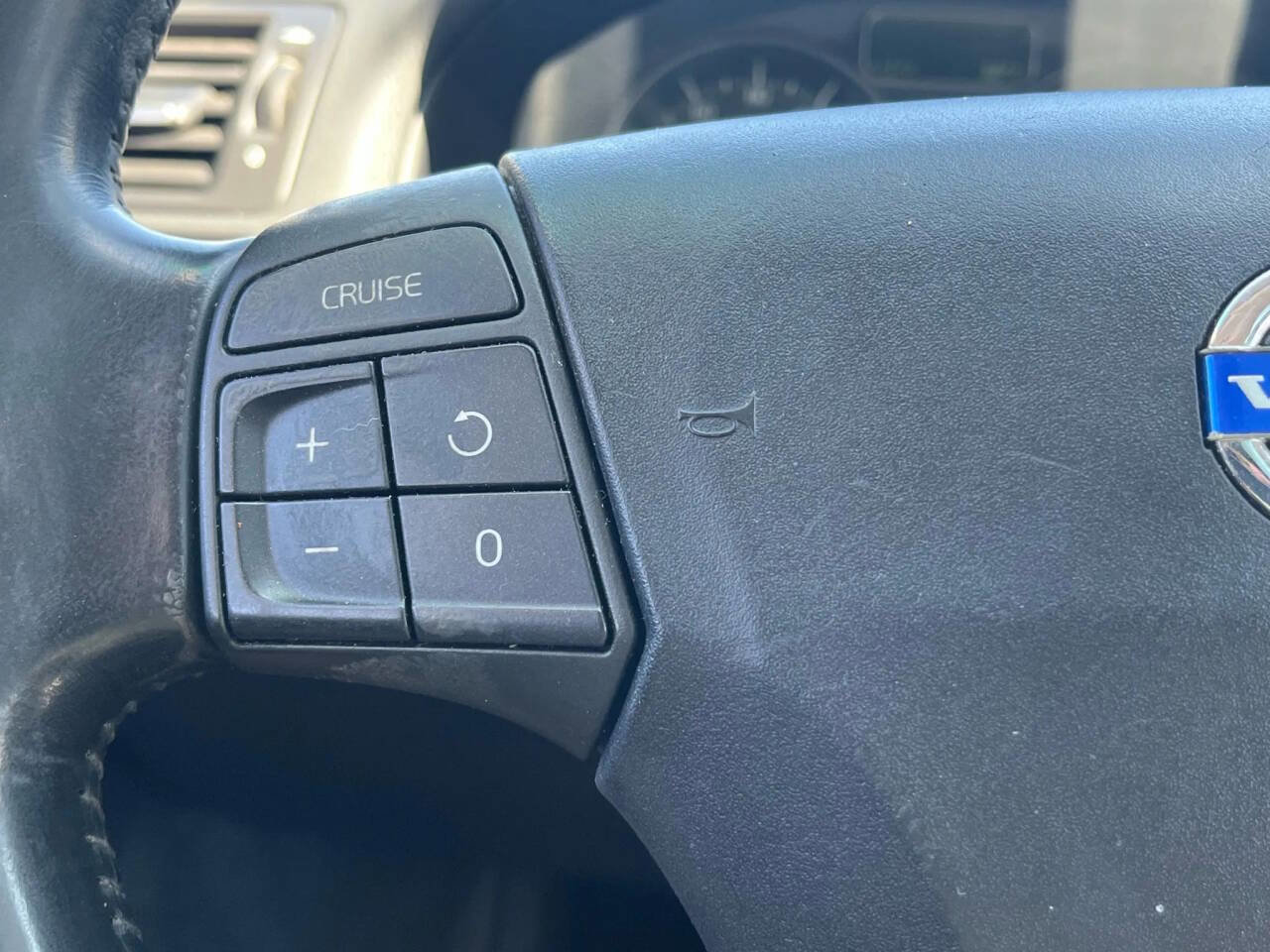 Used 2011 Volvo C30 T5 w/ Preferred Pkg image 22