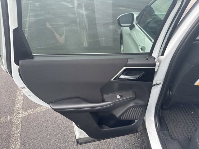 Used 2022 Mitsubishi Outlander ES FWD image 46