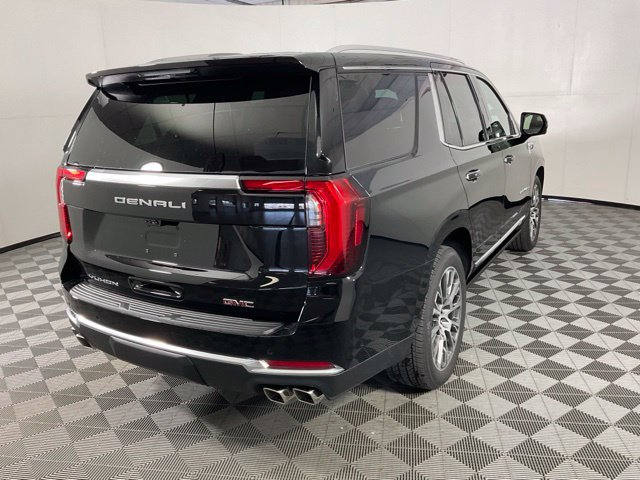 New 2026 GMC Yukon Denali w/ Denali Reserve Package AWD/4WD image 7