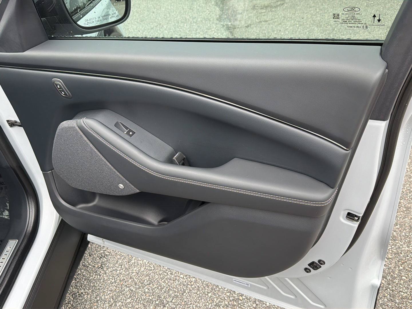 Used 2021 Ford Mustang Mach-E Premium RWD image 14