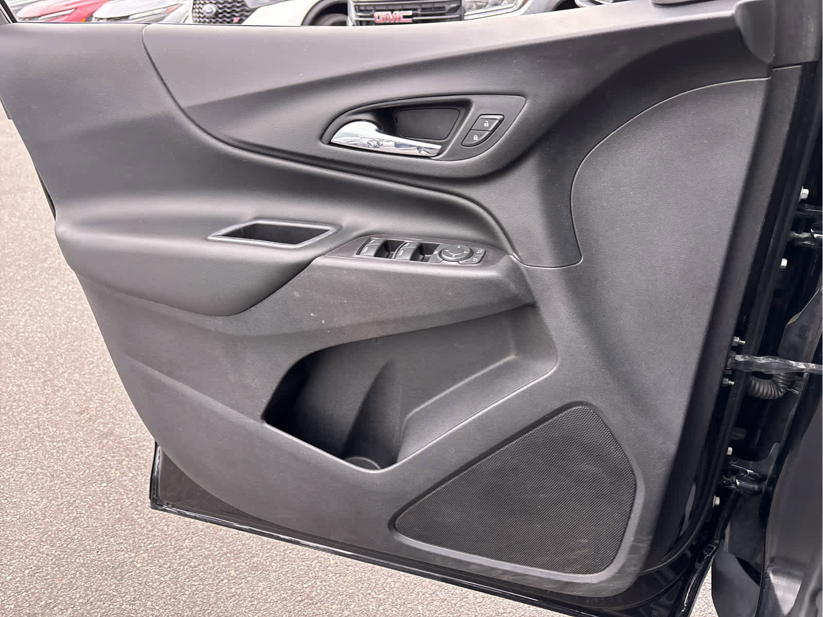 Used 2020 Chevrolet Equinox LT image 22