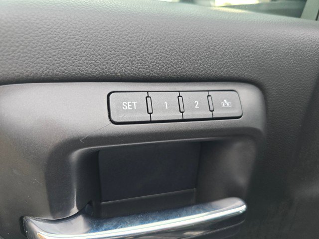 Used 2018 Chevrolet Silverado 2500 LTZ w/ Vortec Plus Package image 25