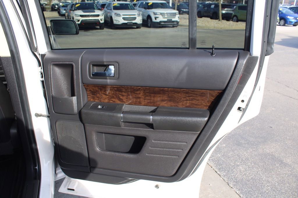 Used 2016 Ford Flex Limited w/ Equipment Group 303A image 28