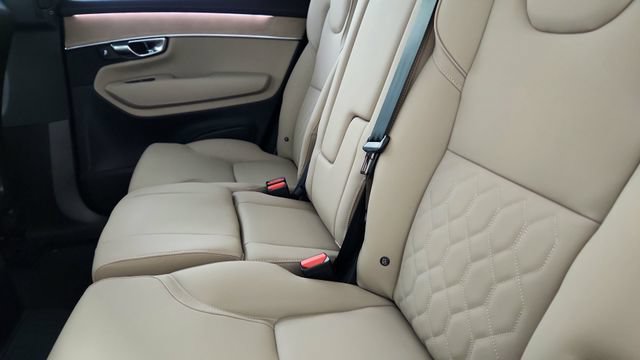 New 2026 Volvo XC90 T8 Plus w/ Protection Package Premier AWD/4WD image 29