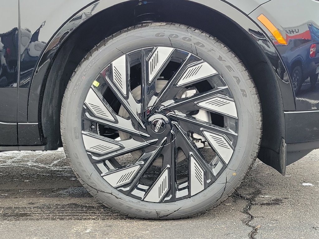 New 2026 Lincoln Nautilus Reserve AWD/4WD image 9