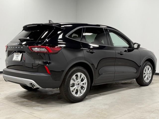 New 2026 Ford Escape Active image 11