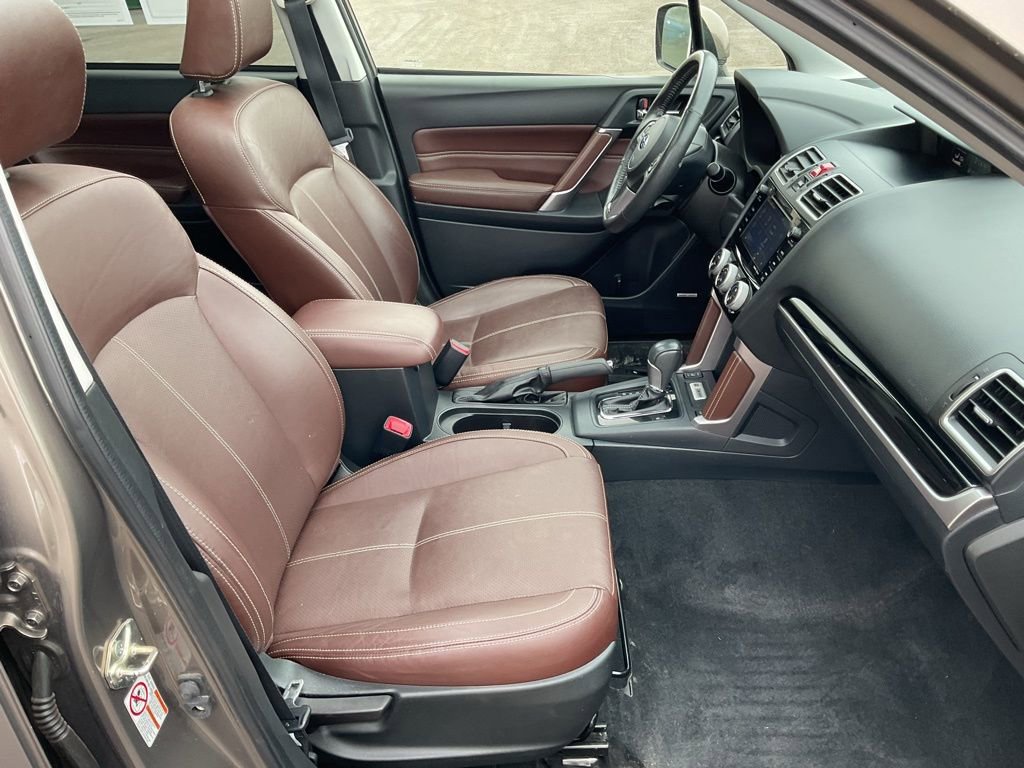 Used 2017 Subaru Forester 2.5i Touring w/ Popular Package #2 image 19